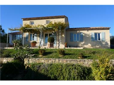 Villa for sale in Cabrieres-d'Aigues
