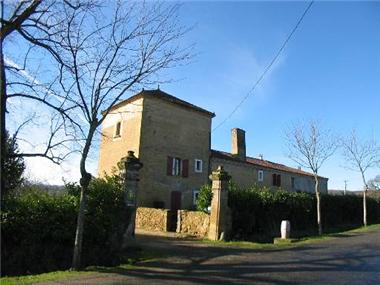 Barn_conversion for sale in Sainte-Dode (Midi-Pyrenees)