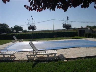 Hotel for sale in Sarriac-Bigorre (Midi-Pyrenees)
