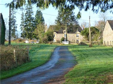Chateau for sale in Lonlay-l'Abbaye (Basse-Normandie)
