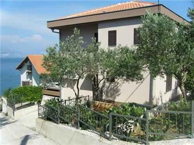 House for sale in Slatine (Splitsko-Dalmatinska Zupanija)