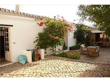 Villa / Townhouse for sale in S�o Clemente (Faro)