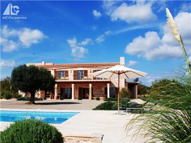 Finca for sale in Portocolom (Balearic Islands)