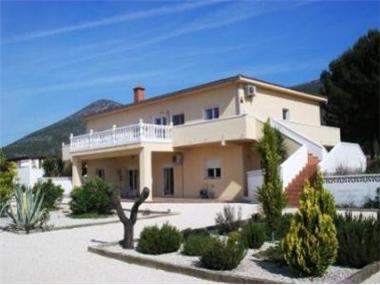 Villa / Detached for sale in Gaianes (Valencia)