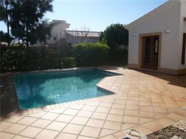 Property - Villa for sale in Burgau (Faro)