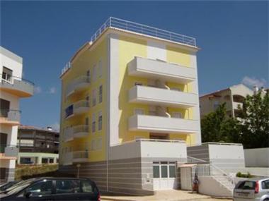 Property - Apartment for sale in Meia Praia (Faro)