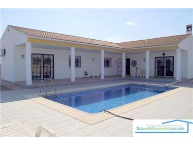 Villa for sale in Albox (Andalucia)