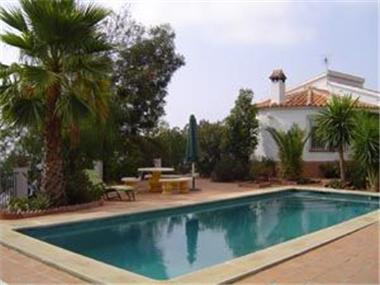 Villa for sale in Sayalonga (Andalucia)