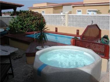 Villa for sale in Caleta de Fuste (Canary Islands)