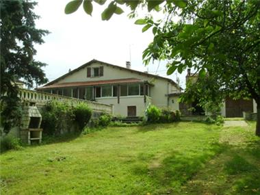 House for sale in Mansle (Poitou-Charentes)