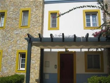 Villa / Townhouse for sale in Praia Verde (Faro)