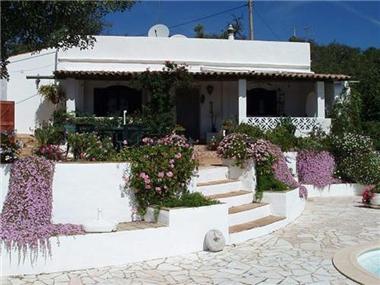 Villa / Townhouse for sale in Santa Catarina da Fonte do Bispo (Faro)