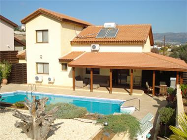 Detached House for sale in Parekklisha (Larnaca)