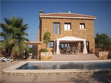 Villa / Detached for sale in Formentera de Segura (Valencia)