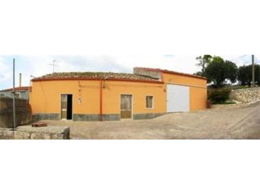 Property - Finca And (building) for sale in Palermo (Sicily)
