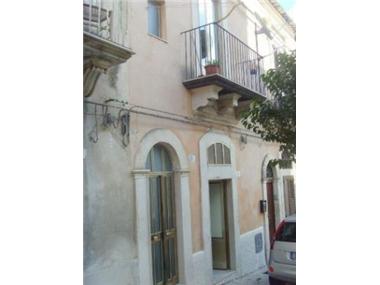 Property - Town House for sale in Ragusa (Sicily)