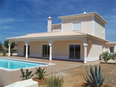 Villa for sale in Silves (Faro)