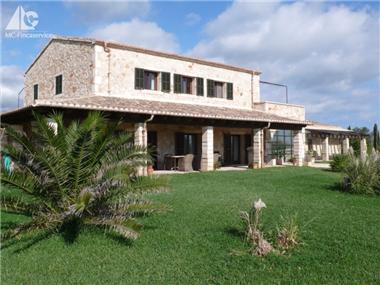 Finca for sale in Santanyi (Balearic Islands)