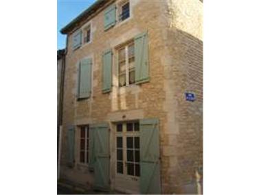 House for sale in Ruffec (Poitou-Charentes)