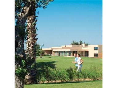 Townhouse for sale in Abutreira (Faro)