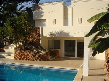 Semi/terraced Villa for sale in Vilamoura (Faro)