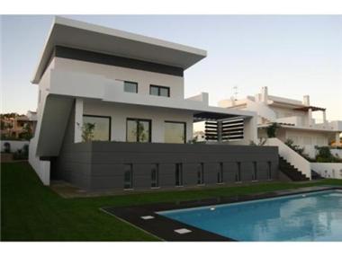 Semi/terraced Villa for sale in Albardeira (Faro)