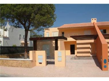Semi/terraced Villa for sale in Vilamoura (Faro)