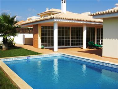 Semi/terraced Villa for sale in Varandas (Portalegre)