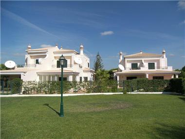 Townhouse for sale in Vilamoura (Faro)