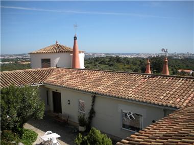 Semi/terraced Villa for sale in Portimao (Faro)