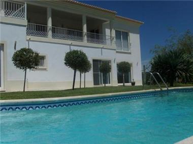 Semi/terraced Villa for sale in Concei��o de Tavira (Faro)