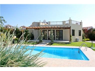 Semi/terraced Villa for sale in Souni (Limassol)