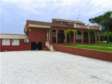 House/villa for sale in Alhaurin de la Torre (Andalucia)