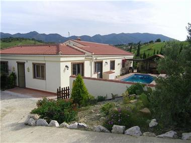 Agricultural for sale in Alhaurin de la Torre (Andalucia)