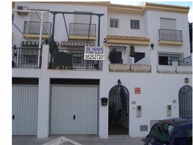 Townhouse for sale in Almunecar (Andalucia)