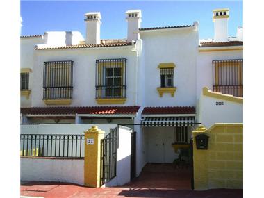 Townhouse for sale in Alozaina (Andalucia)