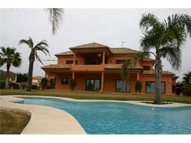 House/villa for sale in La Alqueria (Andalucia)
