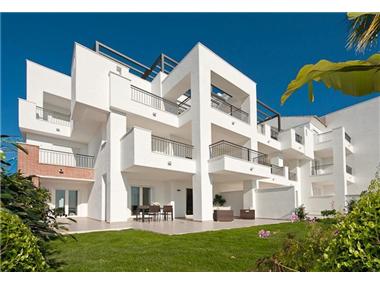 Apartment/flat for sale in Benahavis (Andalucia)