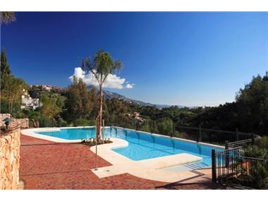 Apartment/flat for sale in Benahavis (Andalucia)