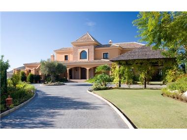 House/villa for sale in Benahavis (Andalucia)
