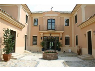 House/villa for sale in Benahavis (Andalucia)