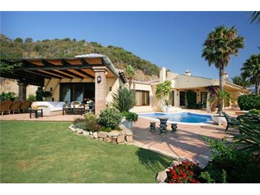 House/villa for sale in Benahavis (Andalucia)