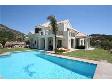 House/villa for sale in Benahavis (Andalucia)
