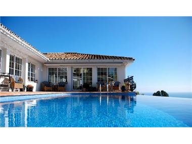 House/villa for sale in La Capellania (Andalucia)