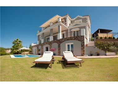 House/villa for sale in Benahavis (Andalucia)