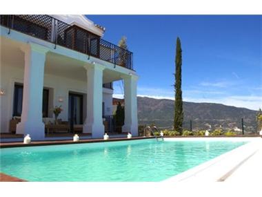 Apartment/flat for sale in Benahavis (Andalucia)