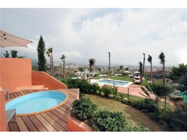 Apartment/flat for sale in Benahavis (Andalucia)