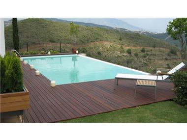 Townhouse for sale in Benahavis (Andalucia)
