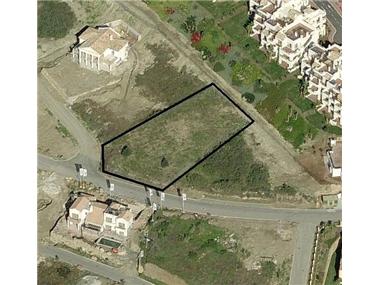 Plot Of Land for sale in Benahavis (Andalucia)