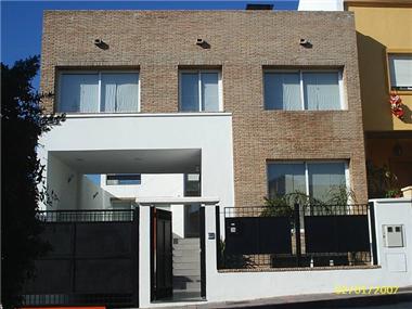 Semi/terraced Villa for sale in Los Boliches (Andalucia)